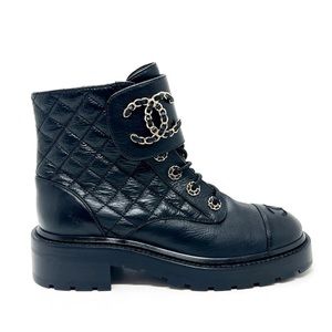 CHANEL 2021 Black Quilted CC Chain Combat Boots size 37.5 NEW IN BOX
